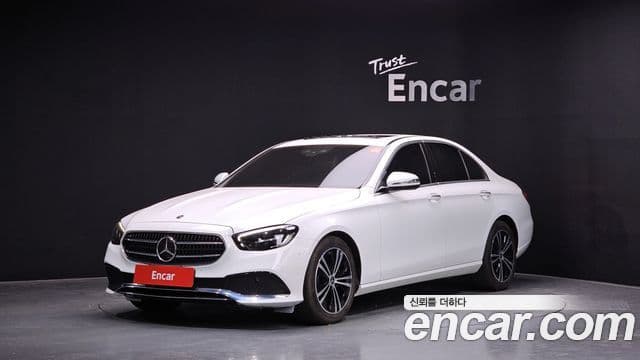 Mercedes-Benz E-Class 2021 — ფოტო 1/20
