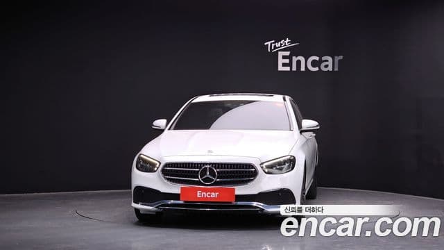 Mercedes-Benz E-Class 2021 — ფოტო 3/20