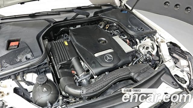 Mercedes-Benz E-Class 2021 — ფოტო 6/20