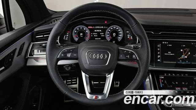 Audi Q7 2024 — Фото 13/20