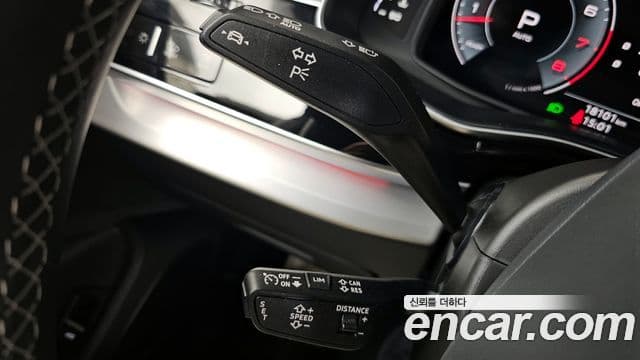 Audi Q7 2024 — Photo 33/35