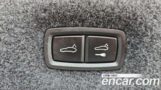 Porsche Taycan 2022 — Şəkil 30/41