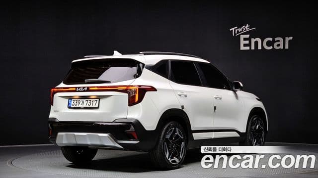 Kia Seltos 2022 — ფოტო 2/20