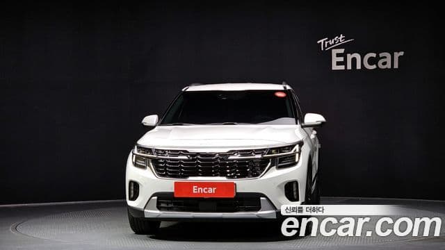 Kia Seltos 2022 — ფოტო 3/20