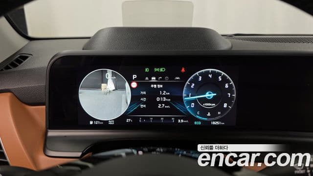 Kia Seltos 2022 — ფოტო 8/20