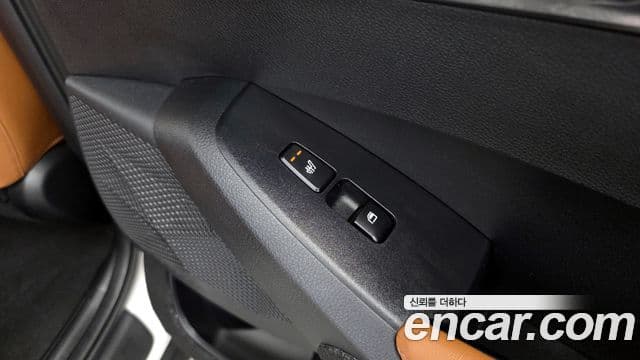 Kia Seltos 2022 — ფოტო 19/20