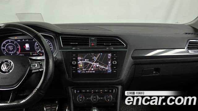 Volkswagen Tiguan Allspace 2018 — Şəkil 12/20