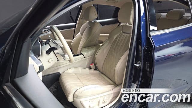 Genesis G70 2019 — Photo 34/34