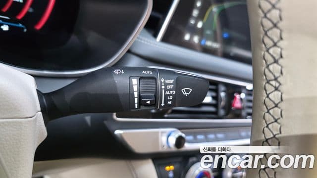 Genesis G70 2019 — Photo 10/34