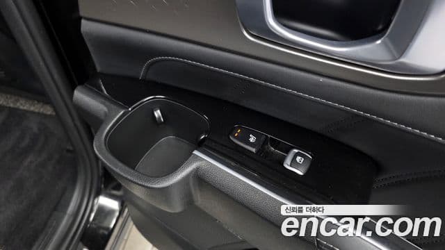 Kia Sorento 2020 — ფოტო 19/20