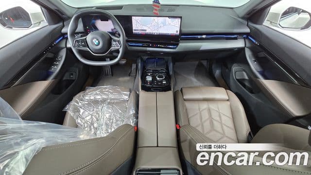 BMW 5 Series 2023 — фото 4 из 20