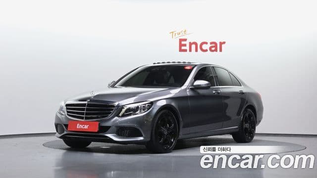 Mercedes-Benz C-Class 2018 — ფოტო 21/30