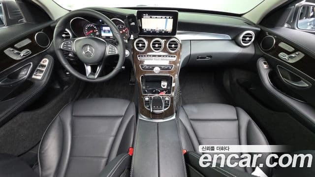Mercedes-Benz C-Class 2018 — ფოტო 16/30