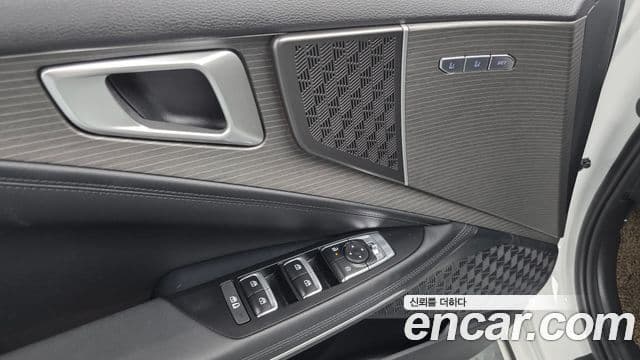 Kia K8 2024 — фото 13 из 20