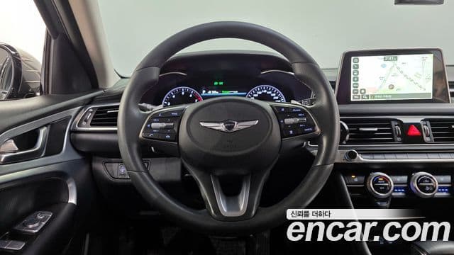 Genesis G70 2018 — ფოტო 13/20