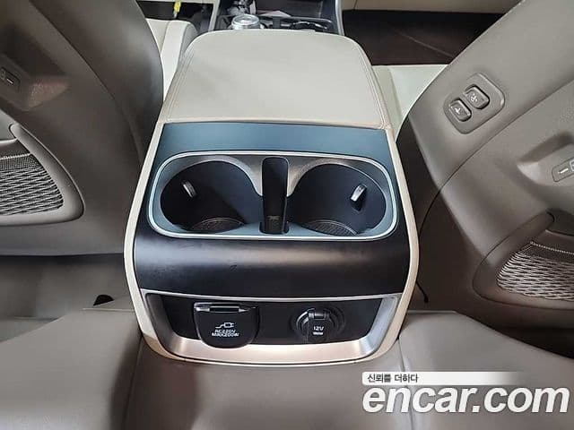 Kia Carnival 2025 — ფოტო 12/19