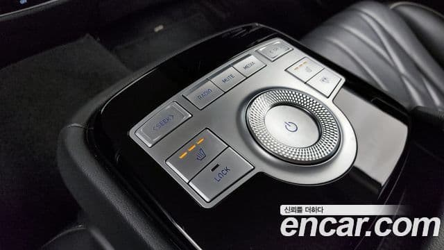 Genesis G80 2020 — ფოტო 5/20