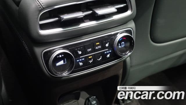 Genesis GV80 2022 — Şəkil 27/34