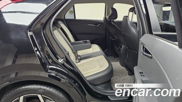 Kia Niro 2022 — фото 11 из 20