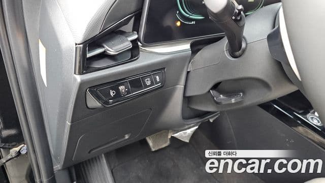 Kia Niro 2022 — фото 17 из 20