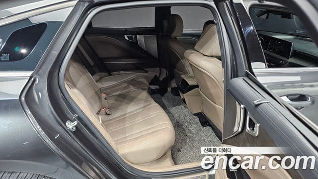 Kia K8 2021 — Şəkil 11/20