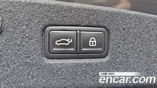 Kia K8 2021 — Şəkil 16/20