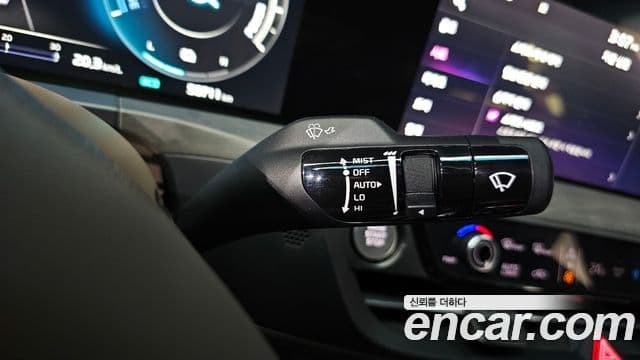 Kia K8 2021 — Şəkil 19/20