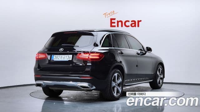Mercedes-Benz GLC-Class 2019 — фото 2 из 20