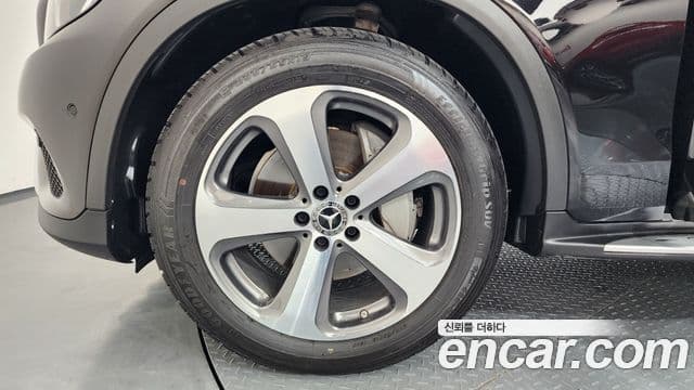 Mercedes-Benz GLC-Class 2019 — ფოტო 5/20