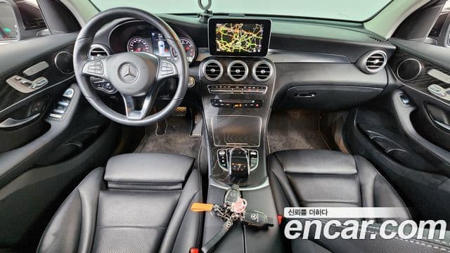 Mercedes-Benz GLC-Class 2019 — ფოტო 7/20