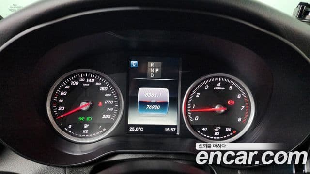 Mercedes-Benz GLC-Class 2019 — ფოტო 8/20