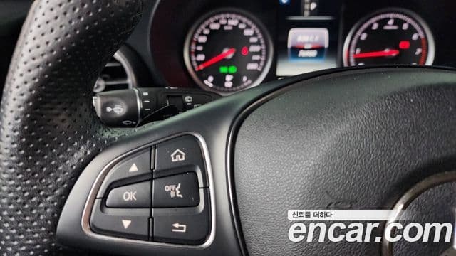Mercedes-Benz GLC-Class 2019 — ფოტო 18/20