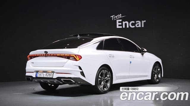 Kia K5 2021 — фото 2 из 20