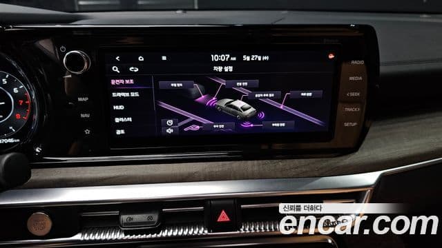 Kia K5 2021 — ფოტო 18/20