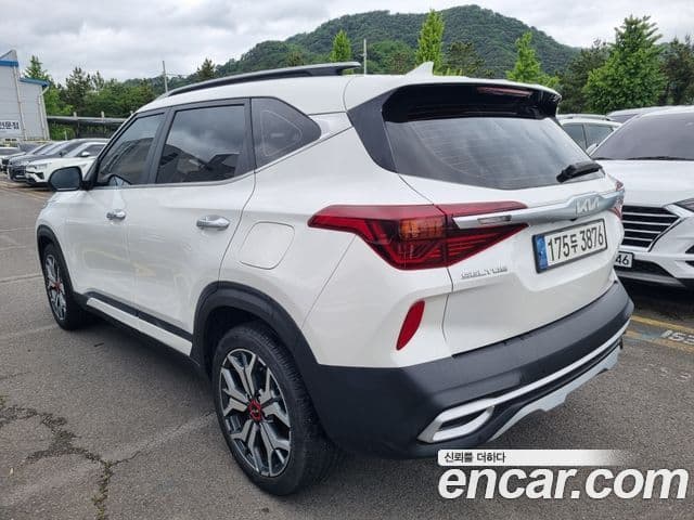 Kia Seltos 2022 — Şəkil 3/19
