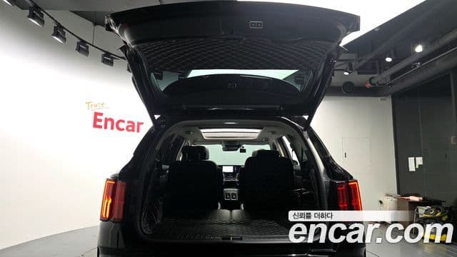 Kia Sorento 2020 — Photo 17/20