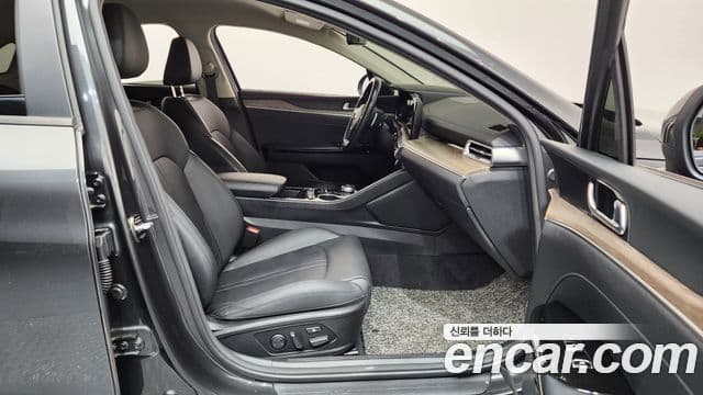 Kia K5 2020 — Photo 16/35