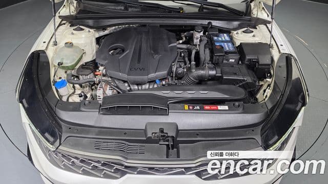 Kia K5 2020 — ფოტო 6/20