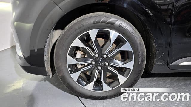 Kia Carnival 2023 — фото 5 из 20