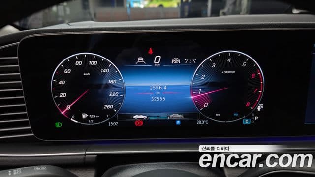 Mercedes-Benz GLE-Class 2024 — Photo 13/30
