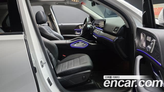 Mercedes-Benz GLE-Class 2024 — Photo 19/30