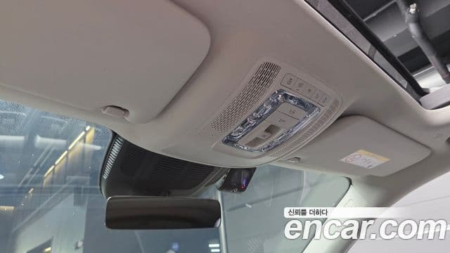 Mercedes-Benz GLE-Class 2024 — Photo 10/30