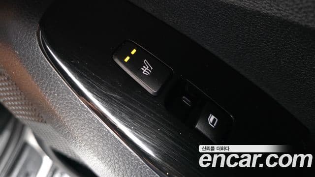 Kia Seltos 2024 — ფოტო 19/20
