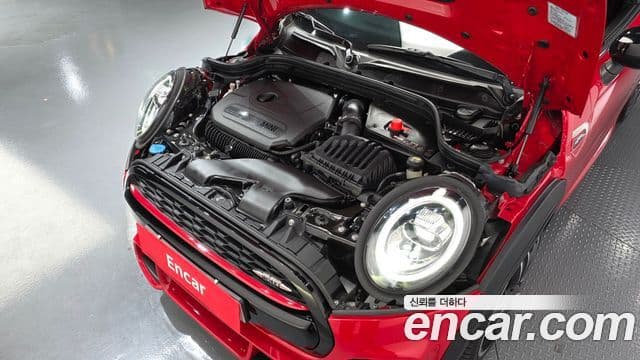 Mini Cooper S 2021 — Photo 12/20