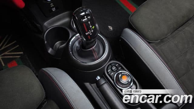 Mini Cooper S 2021 — Photo 20/20