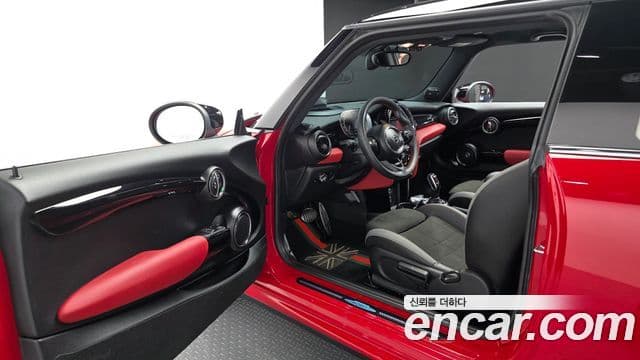 Mini Cooper S 2021 — Photo 17/20