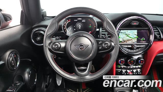 Mini Cooper S 2021 — Photo 14/20