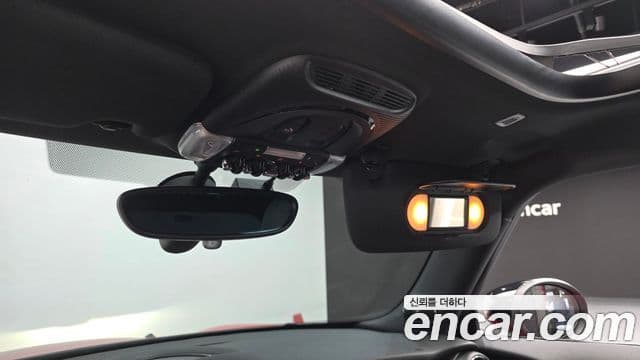 Mini Cooper S 2021 — Photo 15/20
