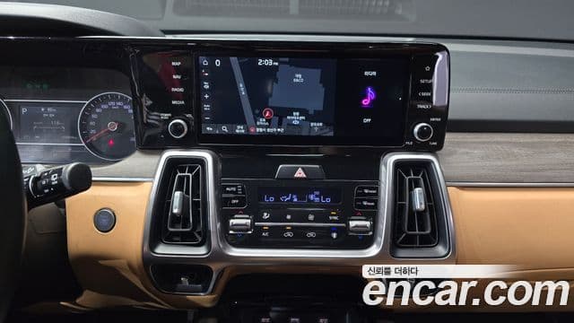 Kia Sorento 2020 — Фото 14/20
