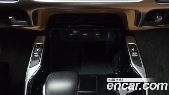 Kia Sorento 2020 — Фото 17/20